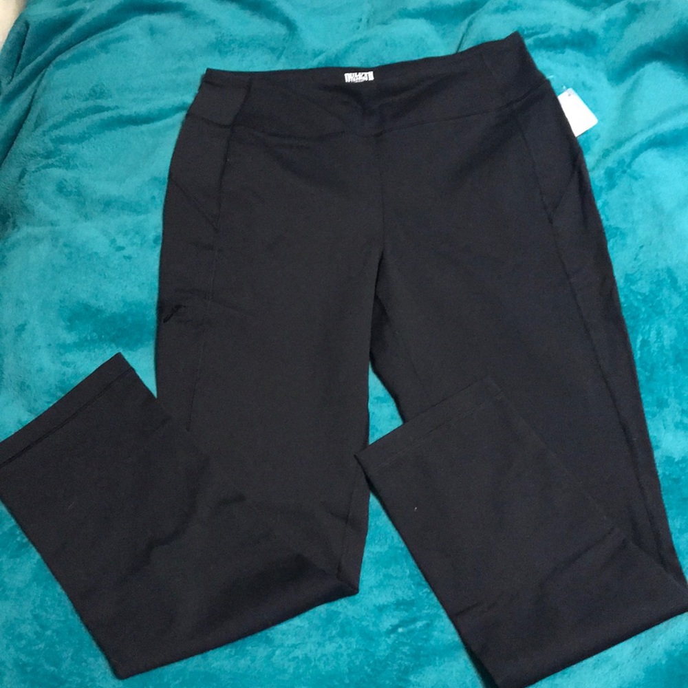 Black leggings with pocket